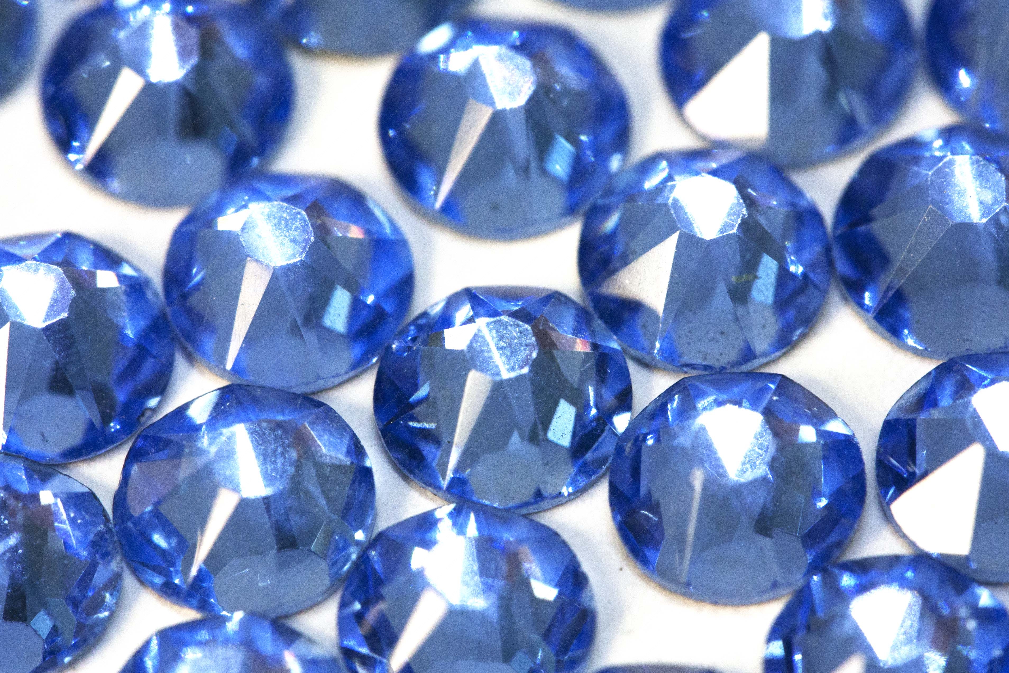Crystalline Lt.Sapphire* Xirius Rose 2088